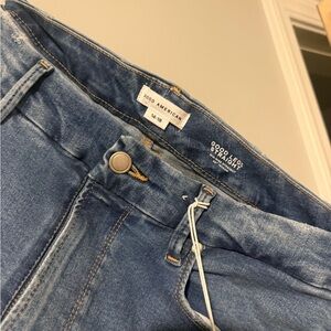 Good American Good Legs Straight
